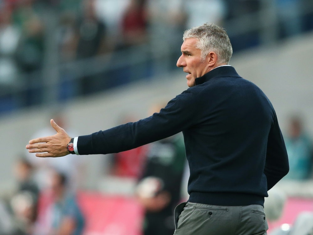 Hannover 96 hat Trainer Mirko Slomka entlassen (Photo by AFP/SID/RONNY HARTMANN)